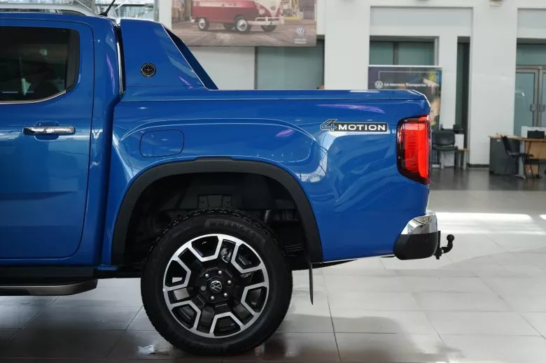 Volkswagen Amarok 2.0 L TDI 4x4 BVA Aventura Double Cabine