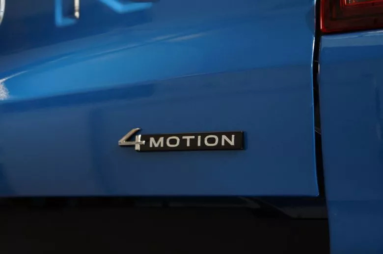 Volkswagen Amarok 2.0 L TDI 4x4 BVA Aventura Double Cabine