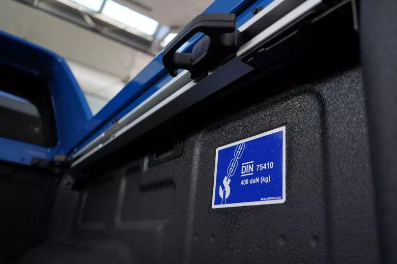 Volkswagen Amarok 2.0 L TDI 4x4 BVA Aventura Double Cabine