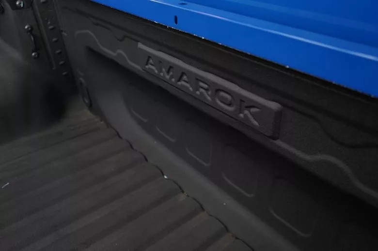 Volkswagen Amarok 2.0 L TDI 4x4 BVA Aventura Double Cabine