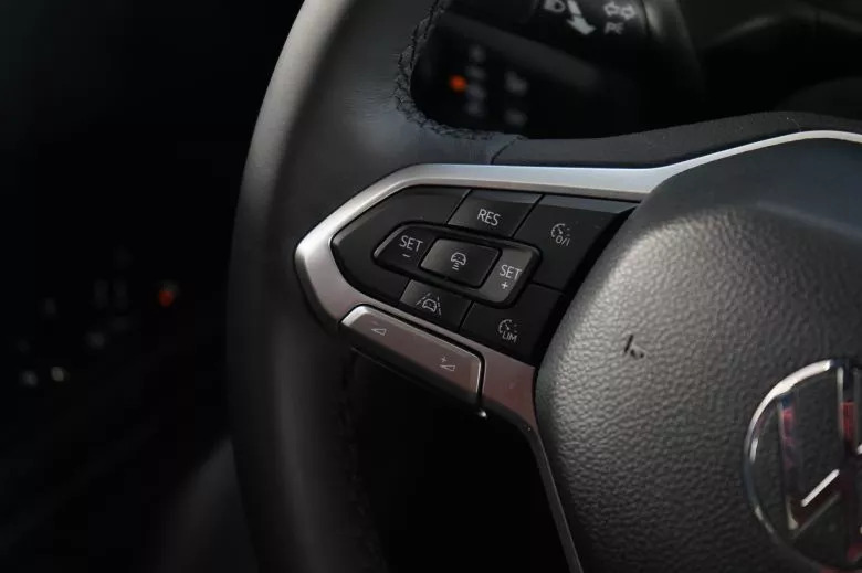 Volkswagen Amarok 2.0 L TDI 4x4 BVA Aventura Double Cabine