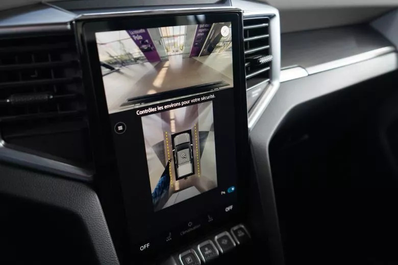 Volkswagen Amarok 2.0 L TDI 4x4 BVA Aventura Double Cabine