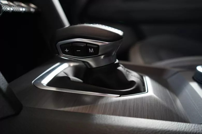 Volkswagen Amarok 2.0 L TDI 4x4 BVA Aventura Double Cabine