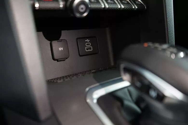 Volkswagen Amarok 2.0 L TDI 4x4 BVA Aventura Double Cabine