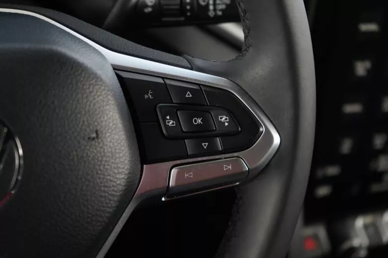 Volkswagen Amarok 2.0 L TDI 4x4 BVA Aventura Double Cabine