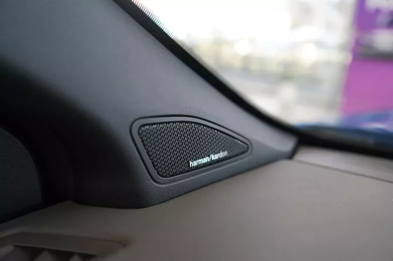 Volkswagen Amarok 2.0 L TDI 4x4 BVA Aventura Double Cabine