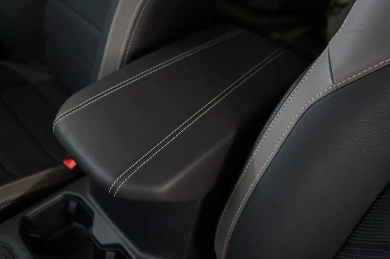 Volkswagen Amarok 2.0 L TDI 4x4 BVA Aventura Double Cabine