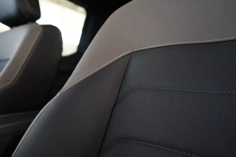 Volkswagen Amarok 2.0 L TDI 4x4 BVA Aventura Double Cabine