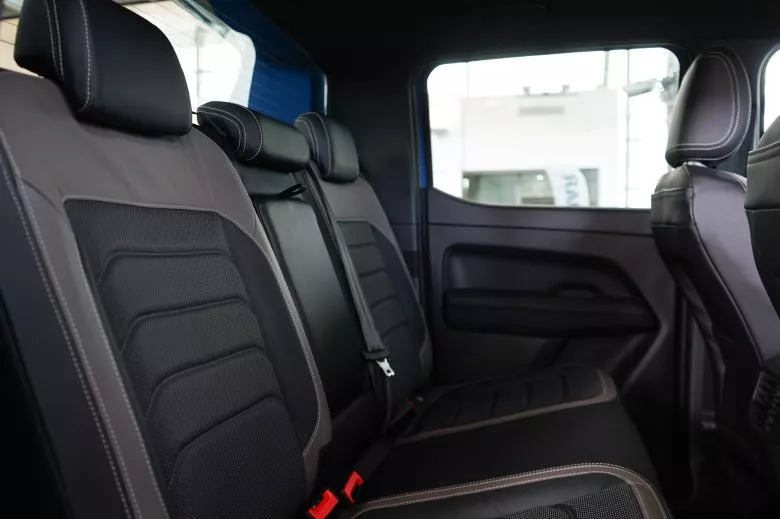 Volkswagen Amarok 2.0 L TDI 4x4 BVA Aventura Double Cabine