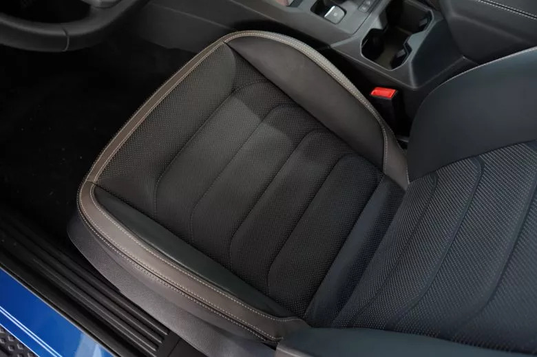 Volkswagen Amarok 2.0 L TDI 4x4 BVA Aventura Double Cabine