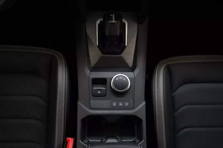 Volkswagen Amarok 2.0 L TDI 4x4 BVA Aventura Double Cabine