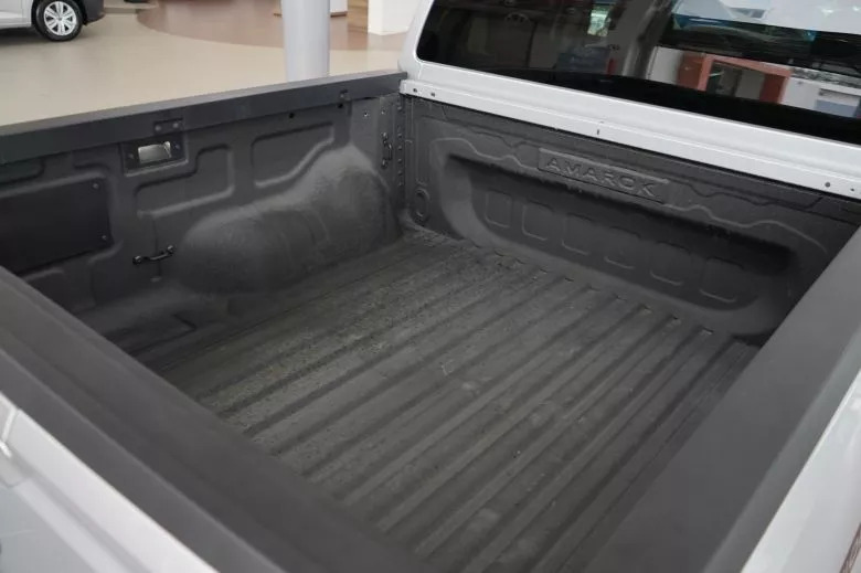 Volkswagen Amarok 2.0 L TDI 4x4 BVA Life Double Cabine