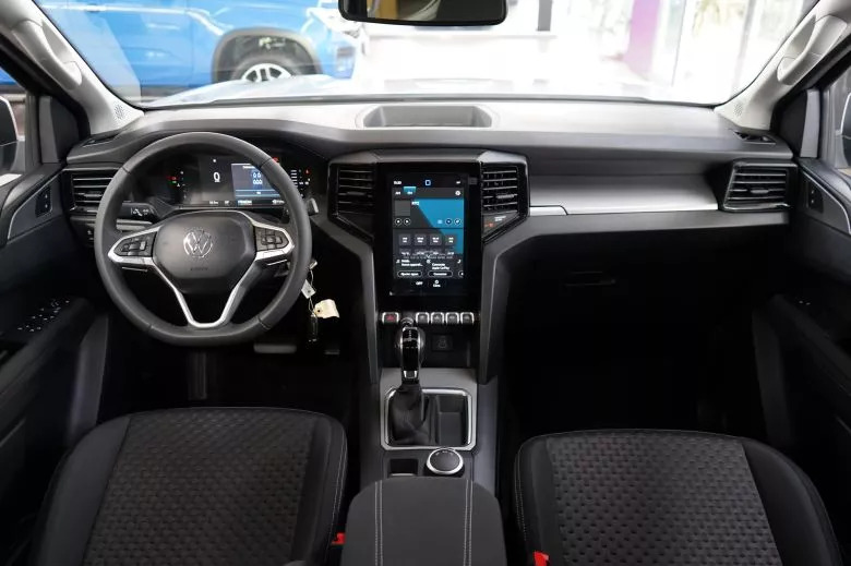 Volkswagen Amarok 2.0 L TDI 4x4 BVA Life Double Cabine