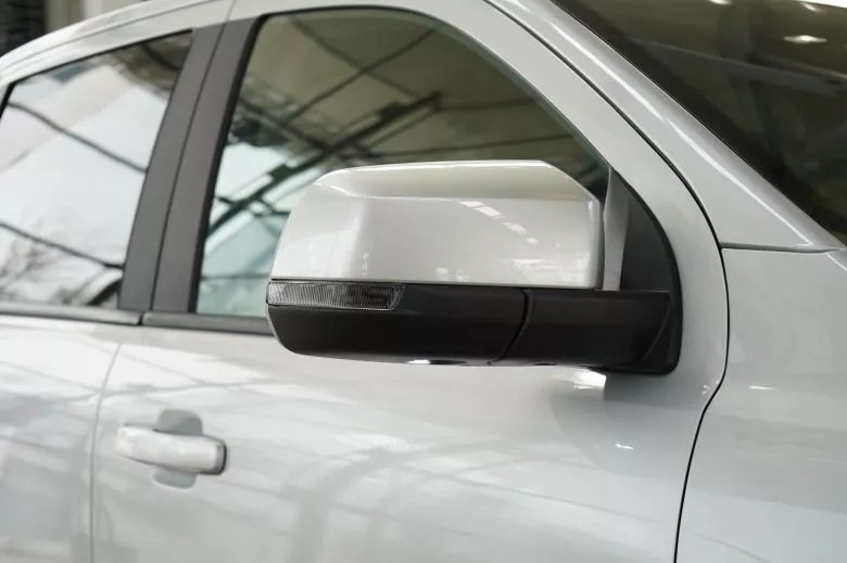 Volkswagen Amarok 2.0 L TDI 4x4 BVA Life Double Cabine