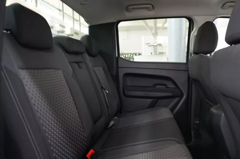 Volkswagen Amarok 2.0 L TDI 4x4 BVA Life Double Cabine