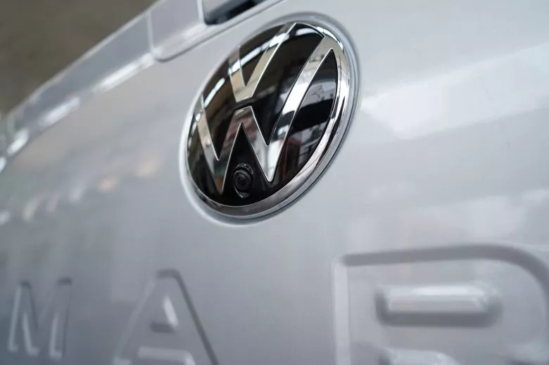 Volkswagen Amarok 2.0 L TDI 4x4 BVA Life Double Cabine