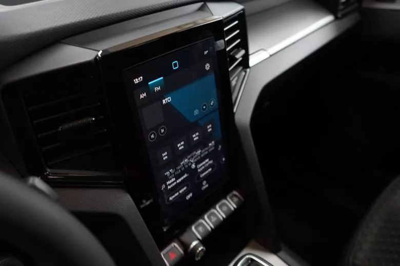 Volkswagen Amarok 2.0 L TDI 4x4 BVA Life Double Cabine