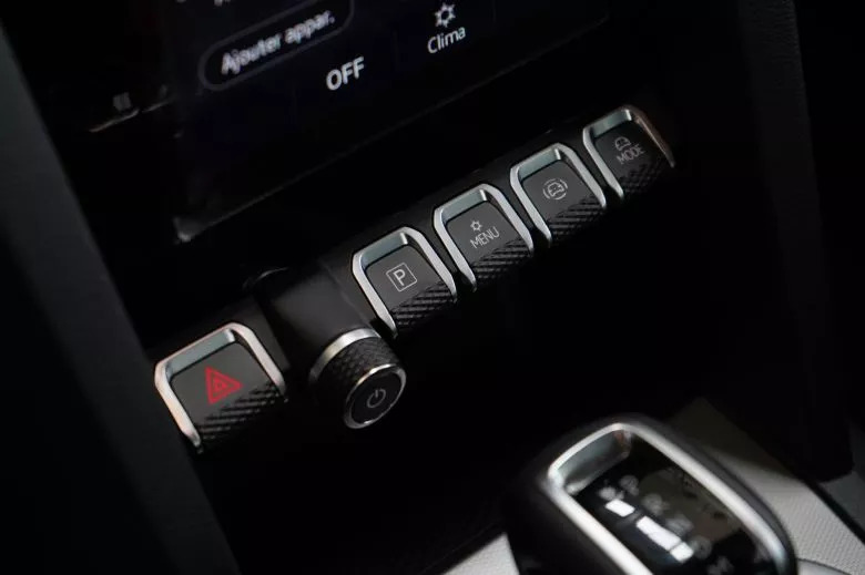 Volkswagen Amarok 2.0 L TDI 4x4 BVA Life Double Cabine