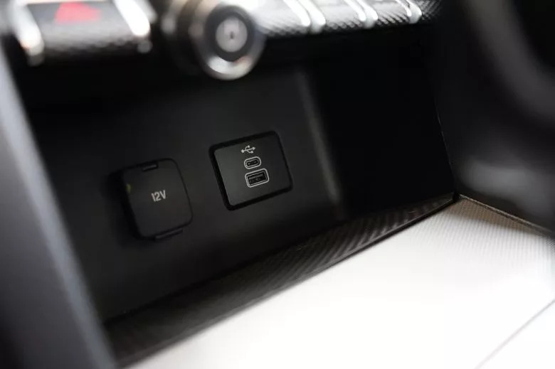 Volkswagen Amarok 2.0 L TDI 4x4 BVA Life Double Cabine