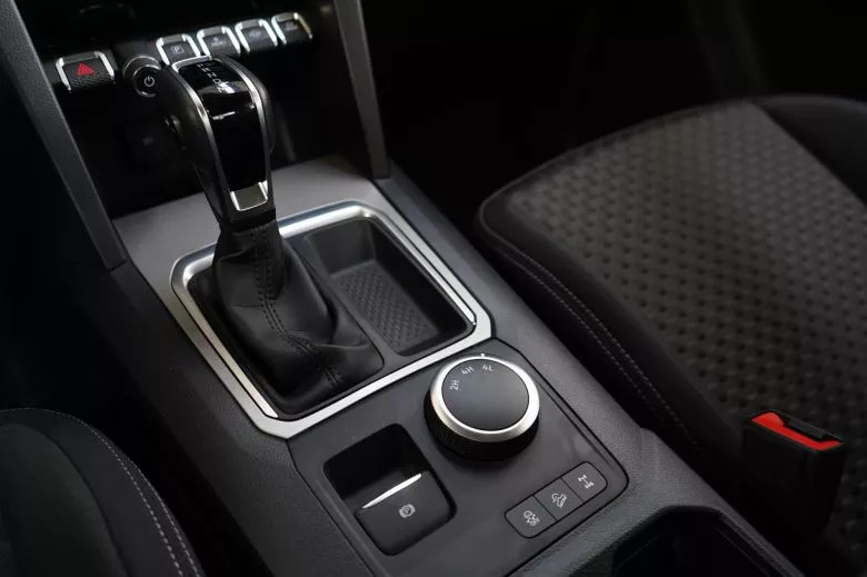 Volkswagen Amarok 2.0 L TDI 4x4 BVA Life Double Cabine