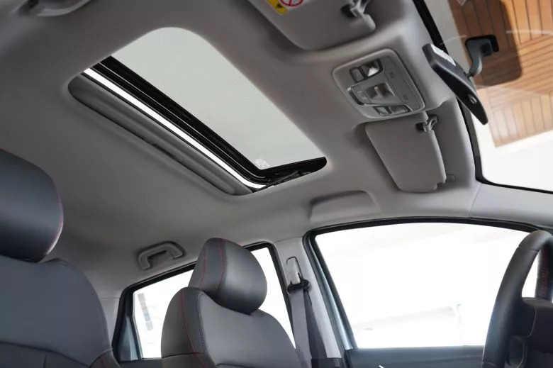 Geely GX3 Pro 1.5 L CVT