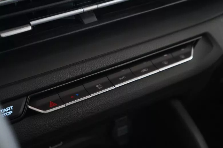 Geely GX3 Pro 1.5 L CVT