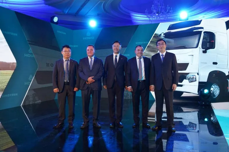 Nimr lance Sinotruk en Tunisie