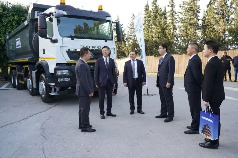 Nimr lance Sinotruk en Tunisie