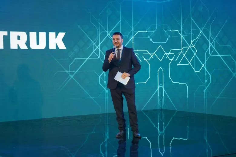 Nimr lance Sinotruk en Tunisie