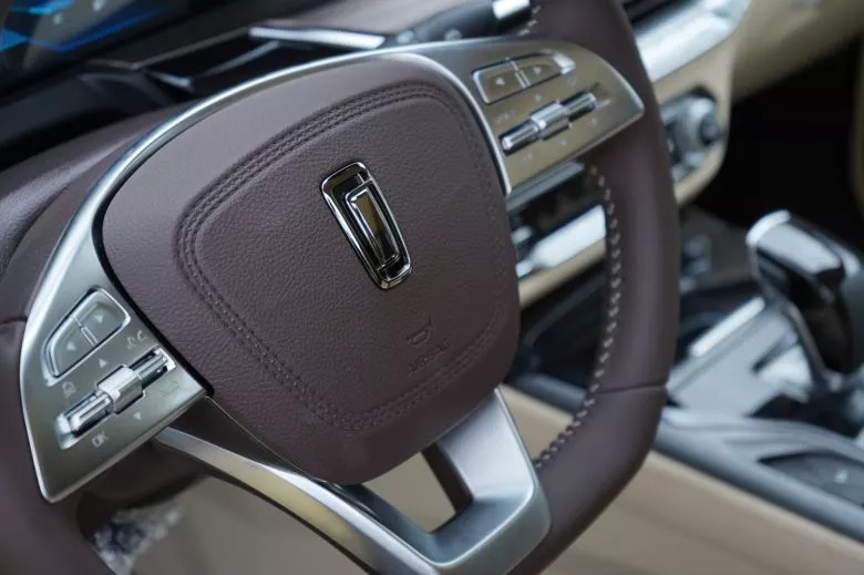 Bestune T77 Pro 1.5 l  Premium BVA