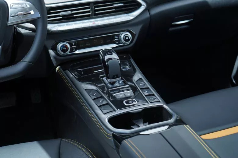 Bestune T77 Pro 1.5 l  Premium BVA