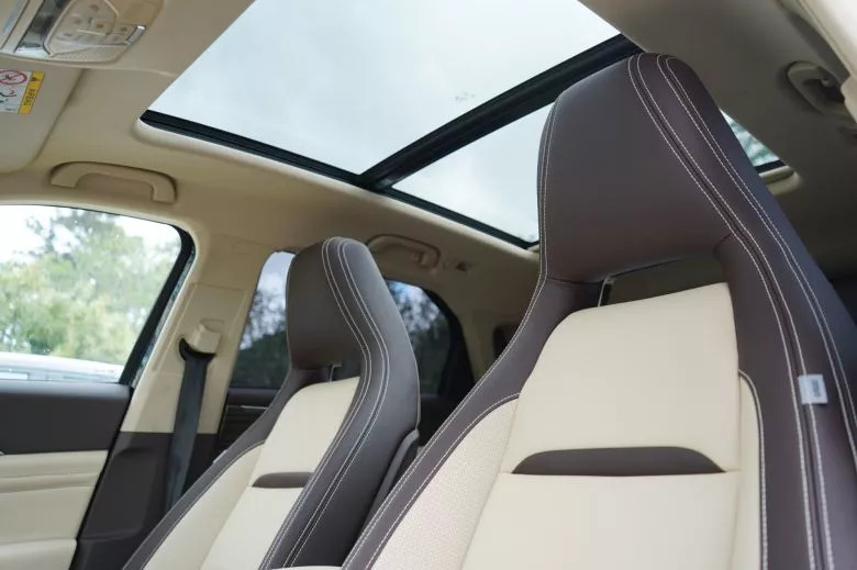 Bestune T77 Pro 1.5 l  Premium BVA