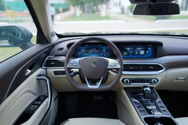 Bestune T77 Pro 1.5 l  Premium BVA