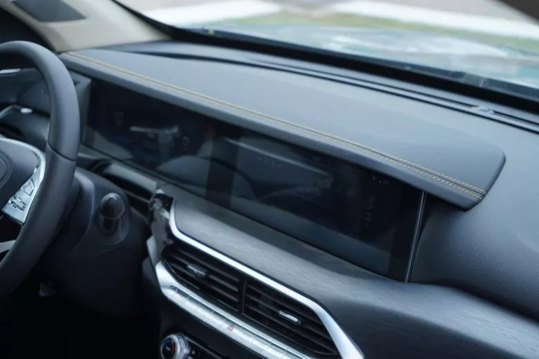 Bestune T77 Pro 1.5 l  Premium BVA