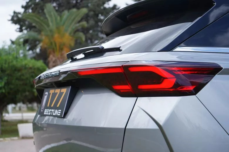 Bestune T77 Pro 1.5 l  Premium BVA