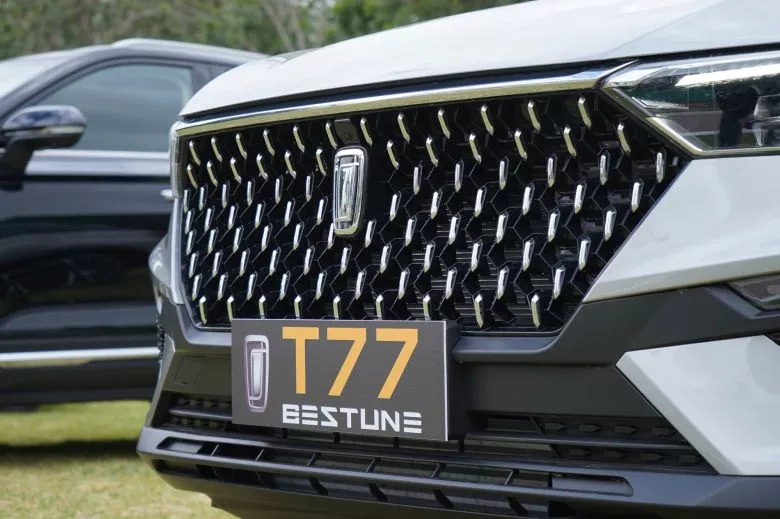 Bestune T77 Pro 1.5 l  Premium BVA