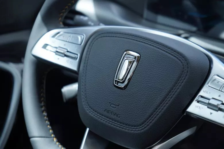 Bestune T77 Pro 1.5 l  Premium BVA