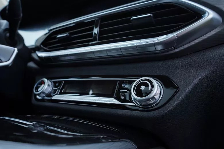 Bestune T77 Pro 1.5 l  Premium BVA