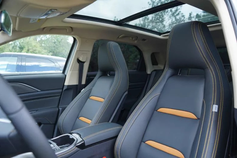 Bestune T77 Pro 1.5 l  Premium BVA