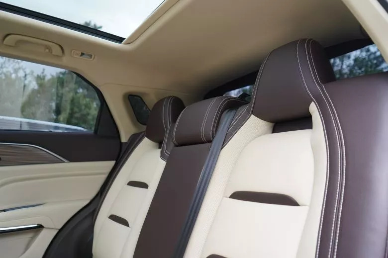 Bestune T77 Pro 1.5 l  Premium BVA