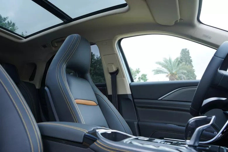 Bestune T77 Pro 1.5 l  Premium BVA