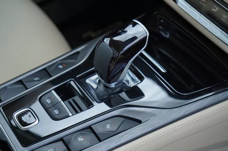 Bestune T77 Pro 1.5 l  Premium BVA