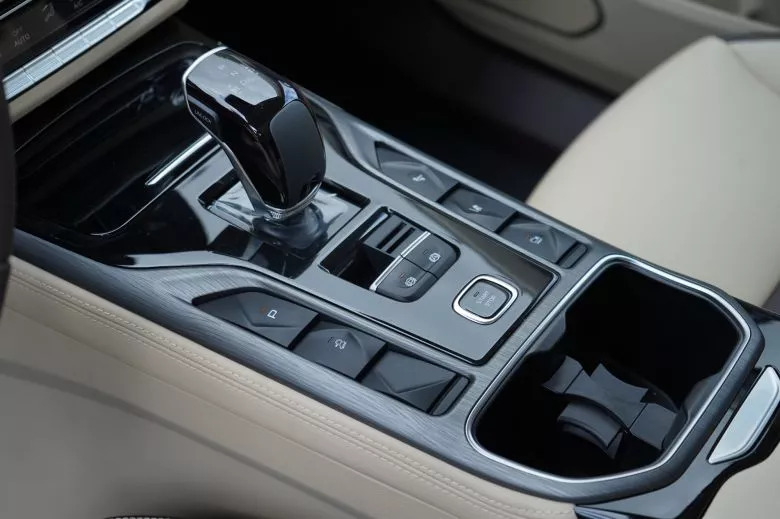 Bestune T77 Pro 1.5 l  Premium BVA