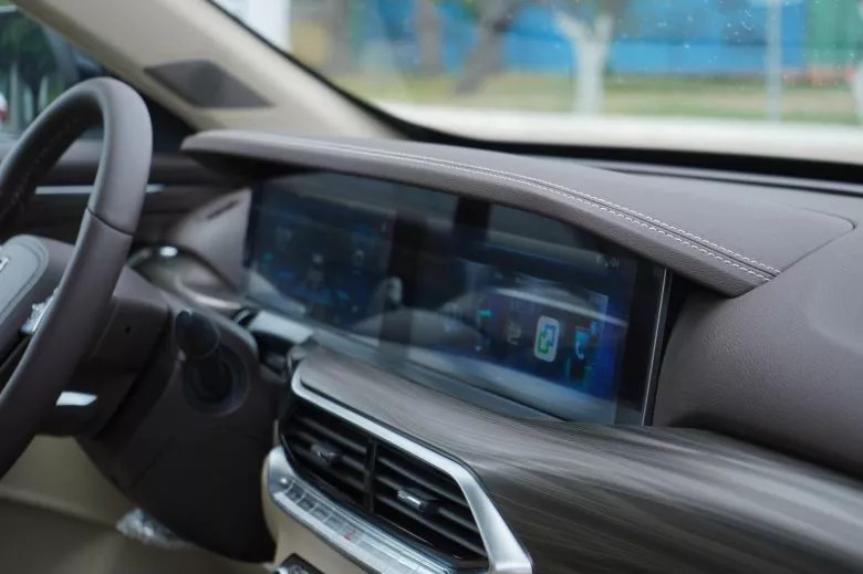 Bestune T77 Pro 1.5 l  Premium BVA