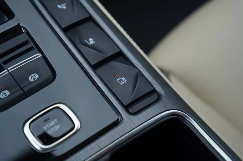 Bestune T77 Pro 1.5 l  Premium BVA