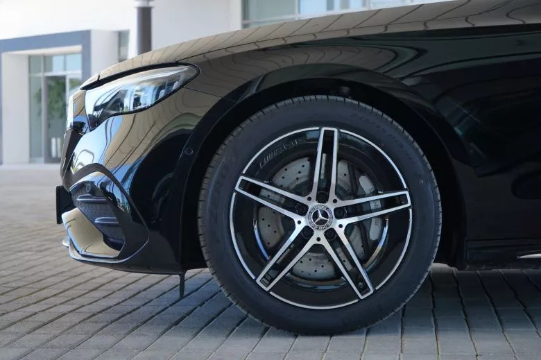 Mercedes-Benz Classe E 200 AMG