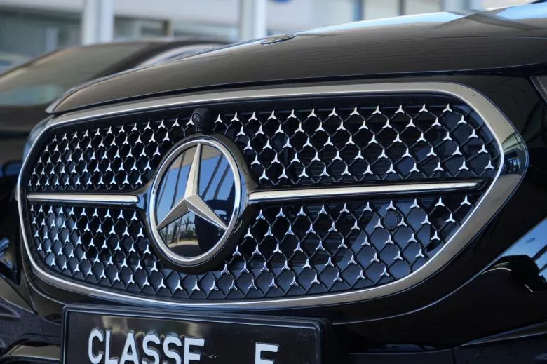 Mercedes-Benz Classe E 200 AMG