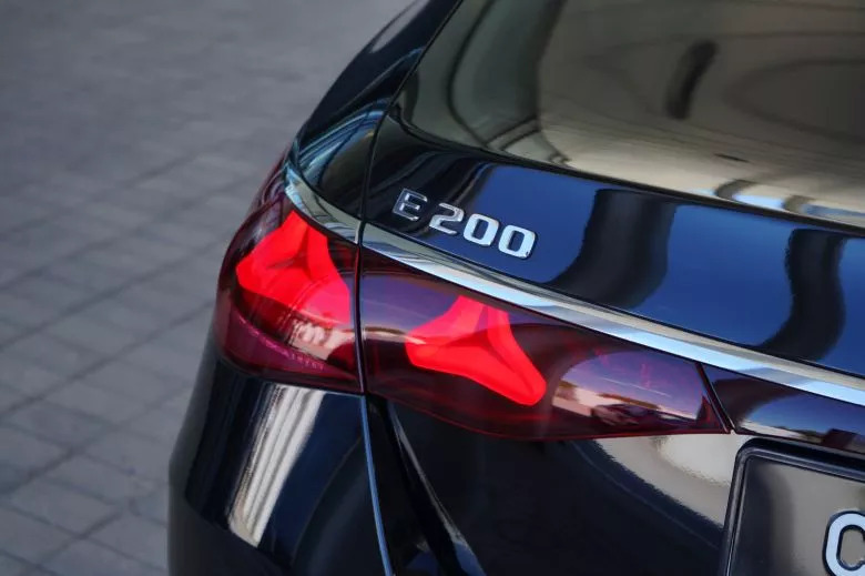 Mercedes-Benz Classe E 200 AMG