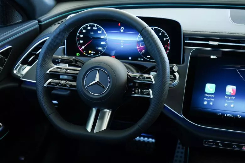 Mercedes-Benz Classe E 200 AMG