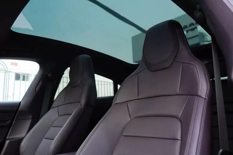 Porsche inaugure un centre de services à Sfax